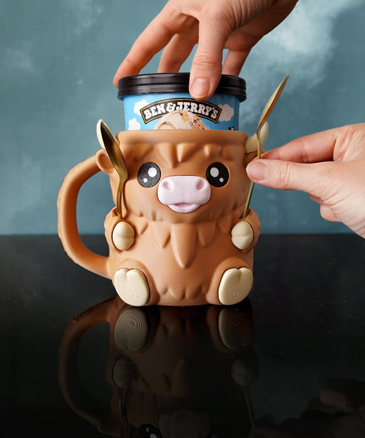 Highland Cow Ice Cream Pint Holder | Ferdinand the Cow | Cute Ice Cream Cozy | Farm Kitchen Decor | Ice Cream Lover Gift