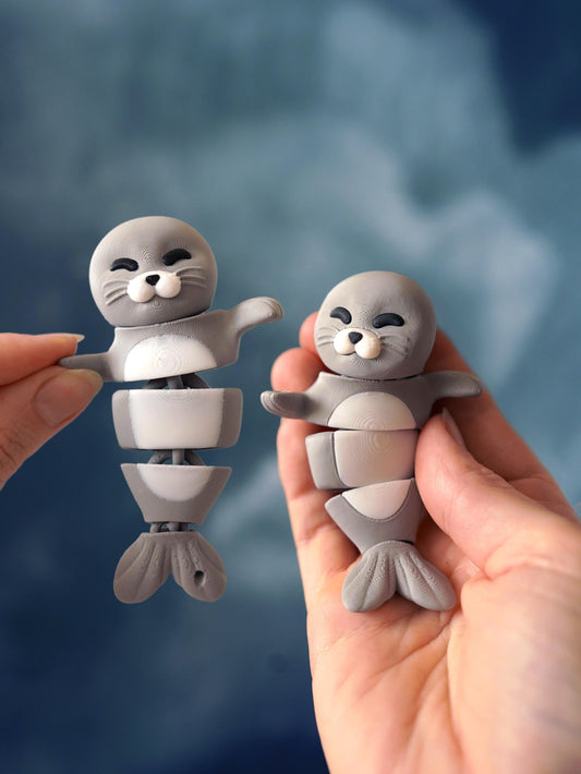 Flexi Seal Fidget | Sebastian the Seal | Articulated Flexi Animal | Cute Desk Buddy & Keychain | Sea Life Gift